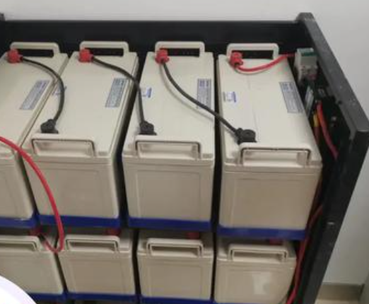 UPS用铅酸电池还是锂电池好